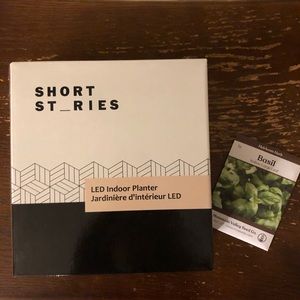 ⭐️ Short Stories Indoor LED Planter